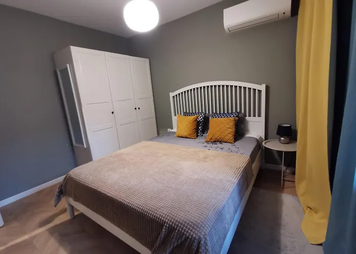 Opera Theatre With A Courtyard Apartment *