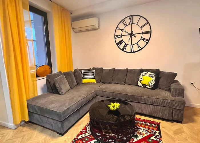 Opera Theatre With A Courtyard